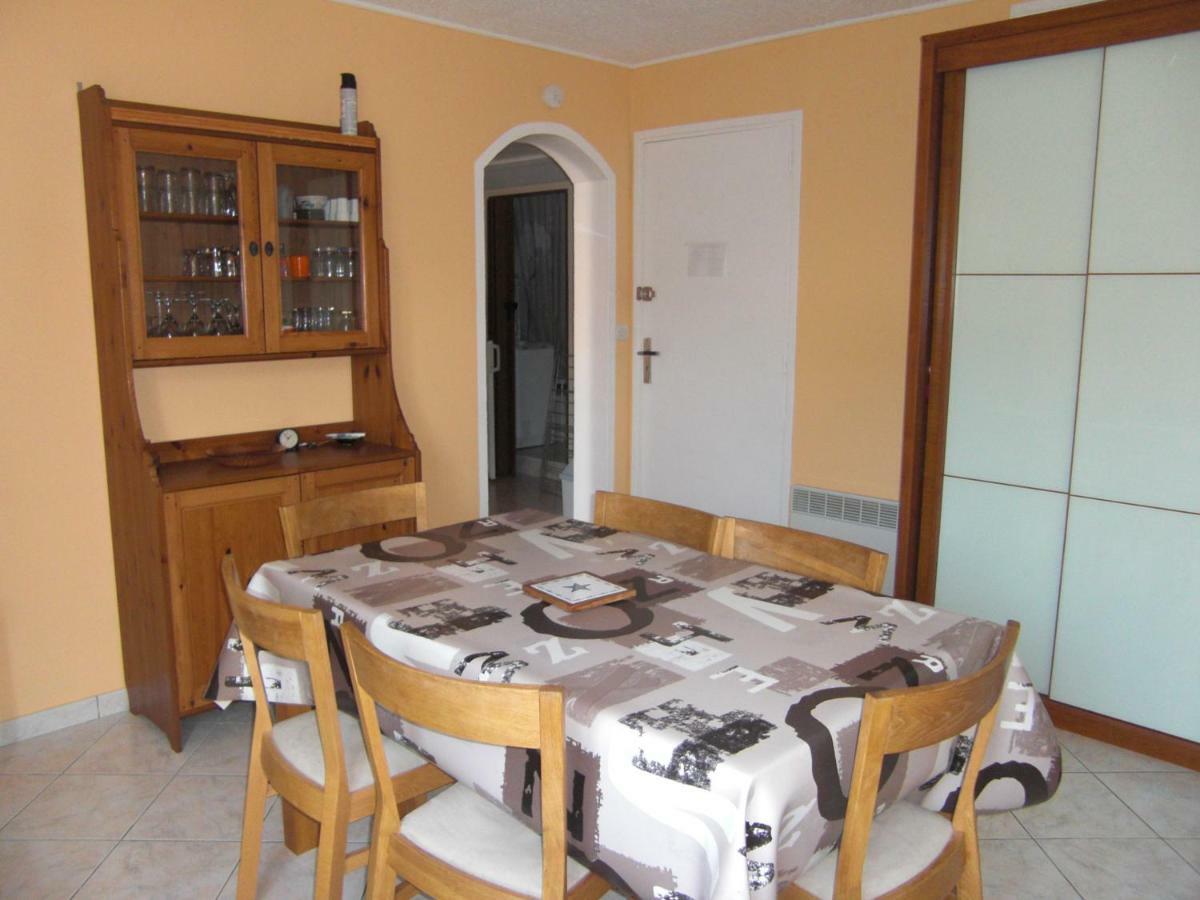 79 Rue Des Tourterelles Apartment Ла Лонд-ле-Мор Екстериор снимка